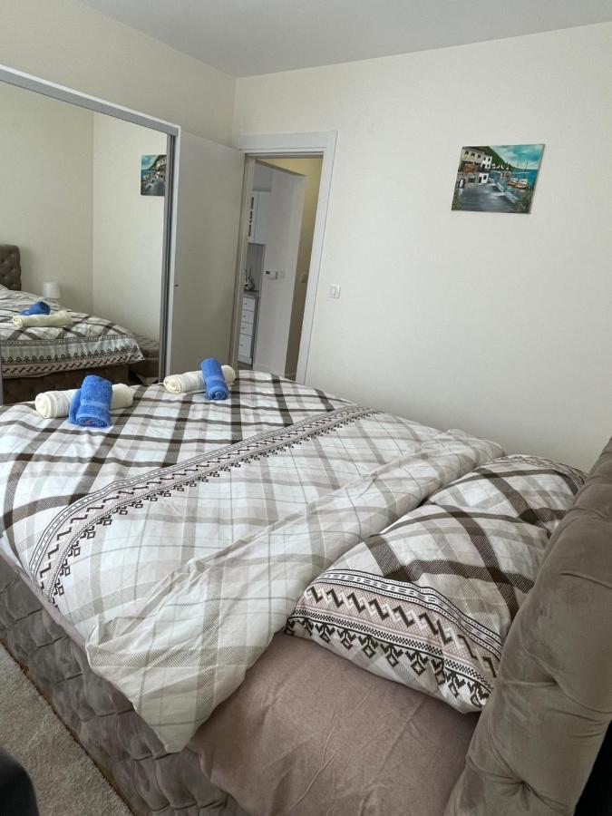 Apartament Cvetanov Trg Lux 2 Belgrad Zewnętrze zdjęcie